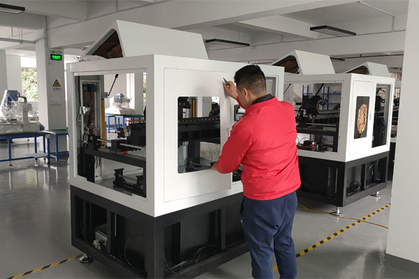 灌膠機.jpg 灌膠機.jpg